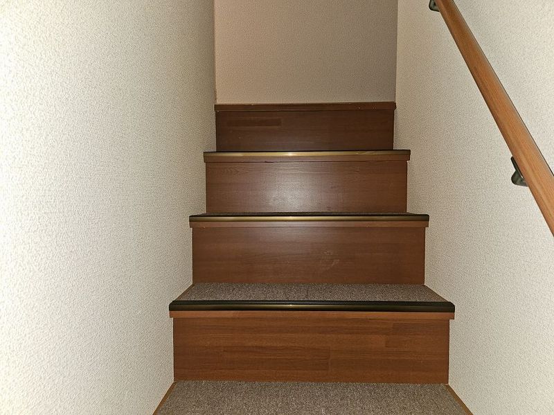 レオパレスサウスランド 玄関