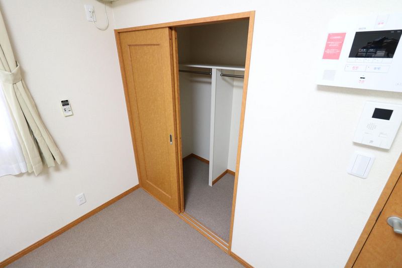 レオパレスバンブー雅 収納