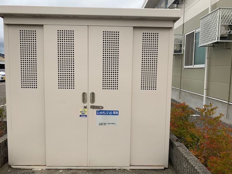 レオパレスビュ−Ⅱ 共用部分