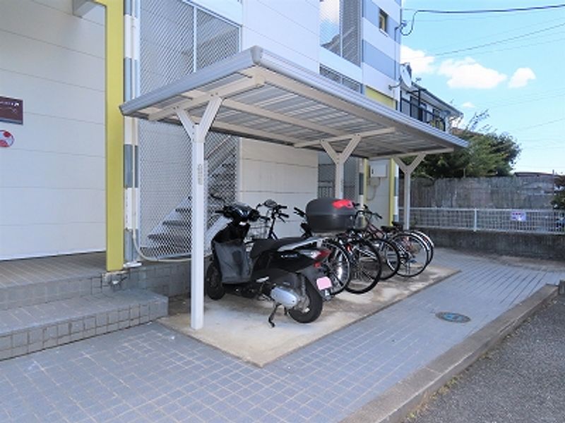 レオパレスプリーザント宮 共用部分