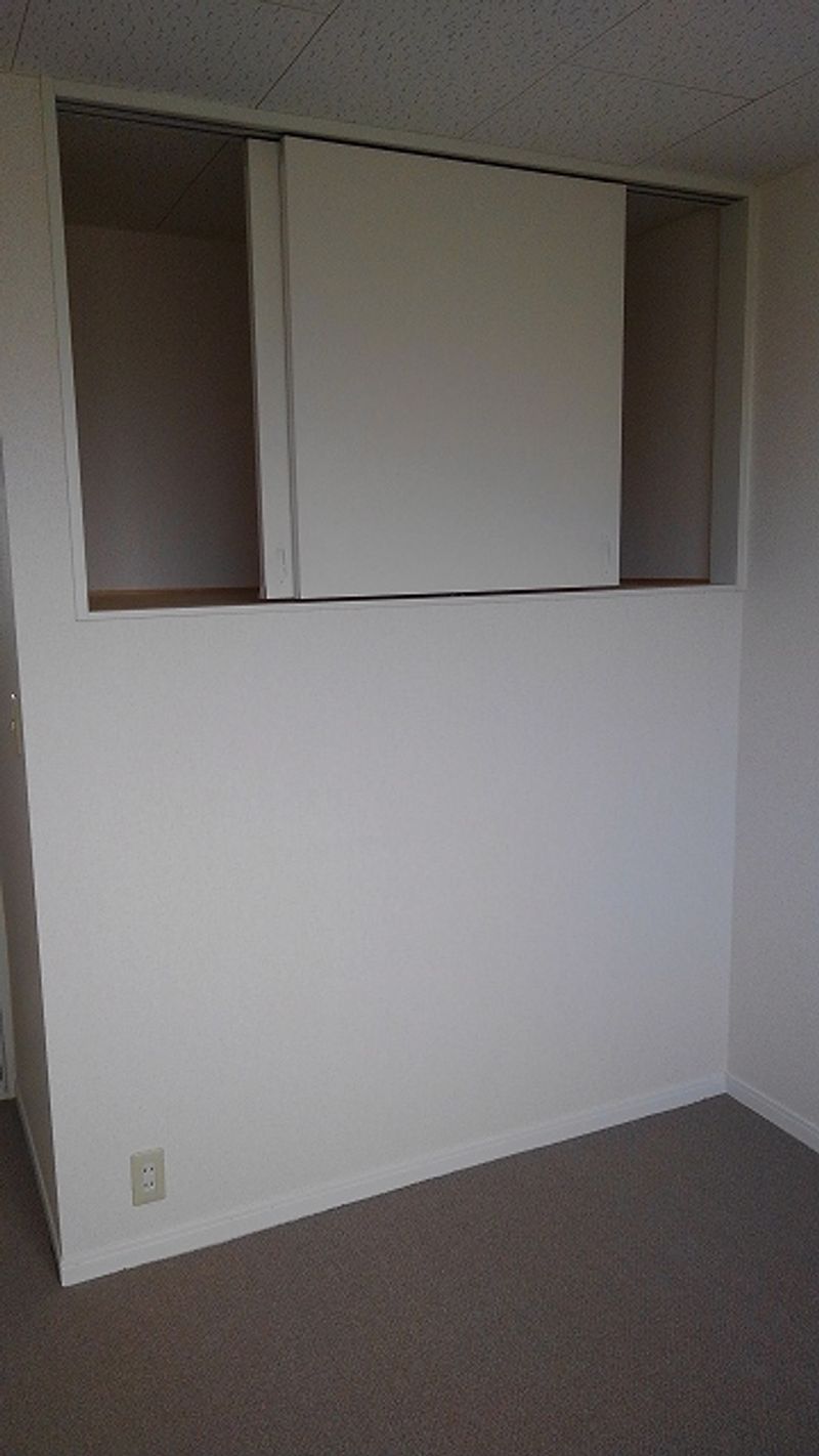 レオパレス下ノ原 収納