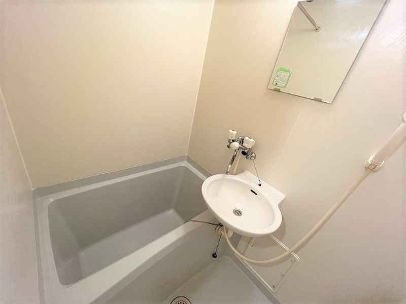 leopalace Pista B Bathroom