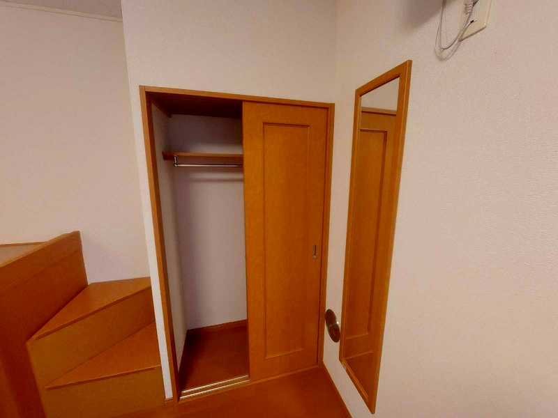 レオパレスＹｏｕ　３ 収納