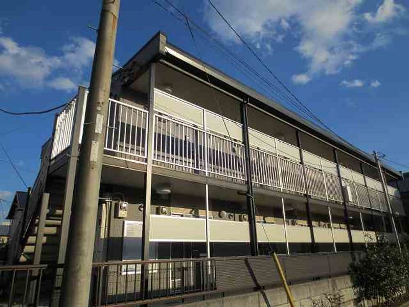 レオパレスシーサー 外観