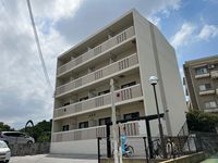 レオネクスト小禄駅前 外観
