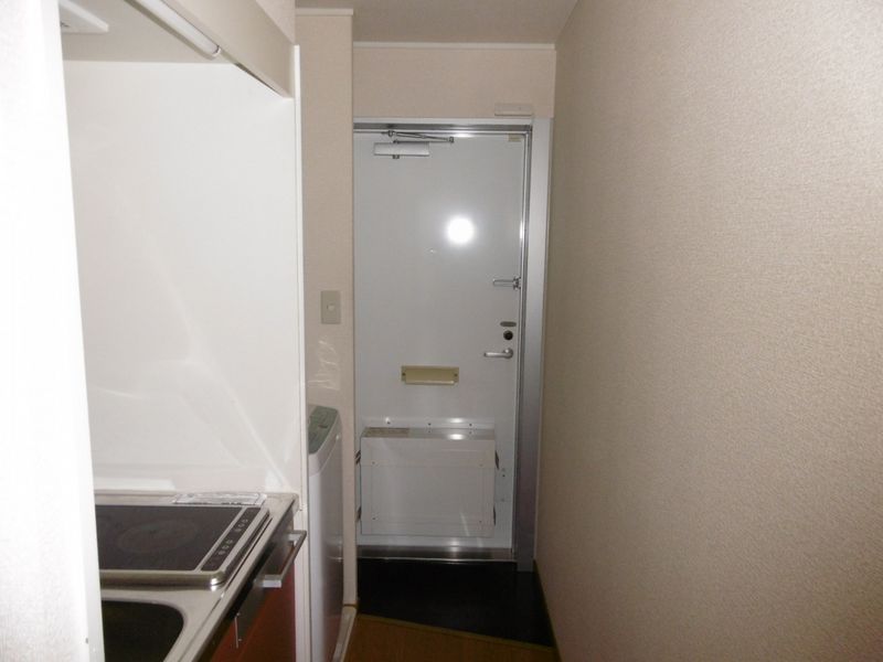 レオパレス北小畑 玄関