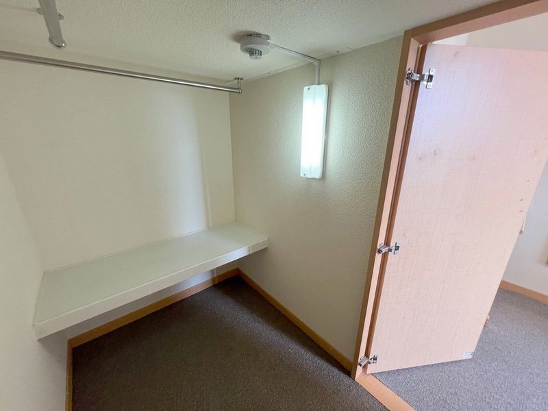 レオパレスグレンツェ　掛川 収納