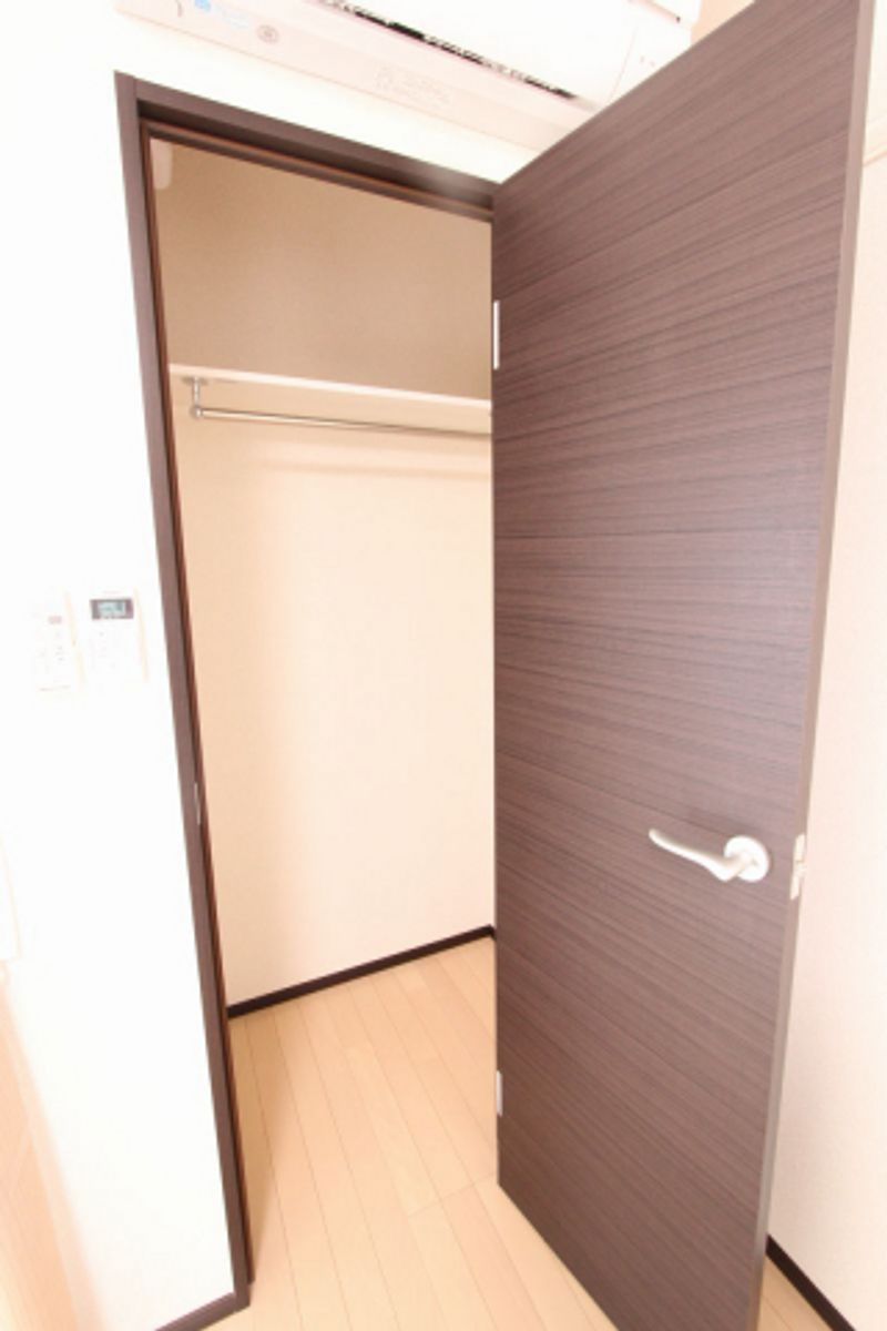 クレイノＬ　ＦＯＲＥＳＴ 収納