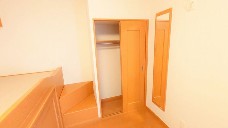 レオパレスグリーンテラスＭ 収納