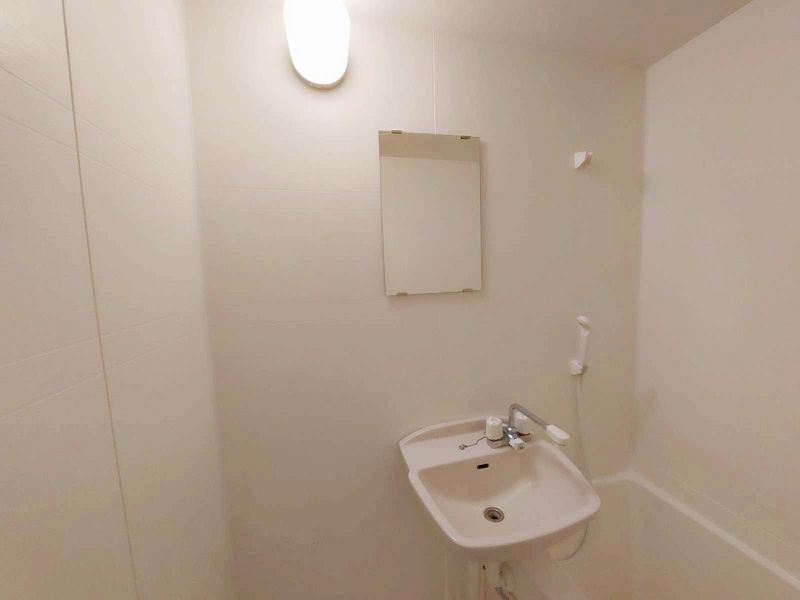 レオパレスアミティエ 洗面台