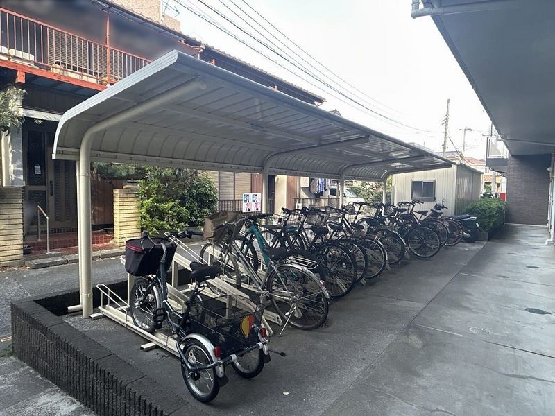 レオパレスサントーヨー 共用部分