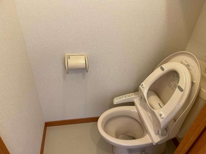 レオパレス古島ＨＩＧＡ トイレ