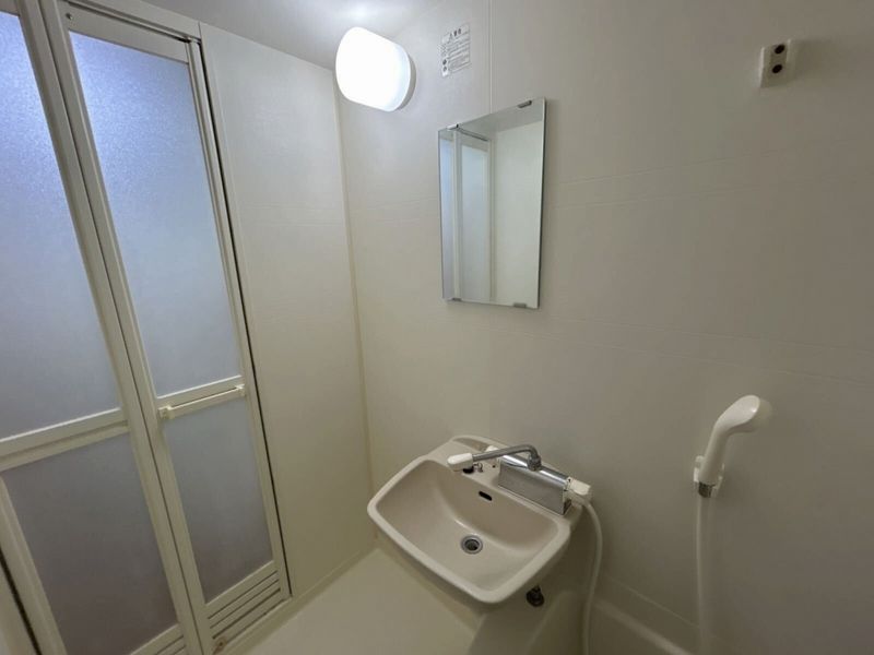 レオパレス原 洗面台