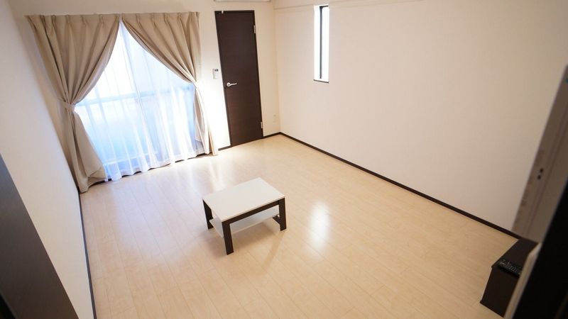 レオネクストソレイユアネックス 居間