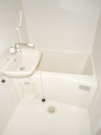 レオパレスティー　フジ 風呂