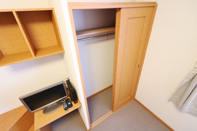 レオパレス平野屋 収納