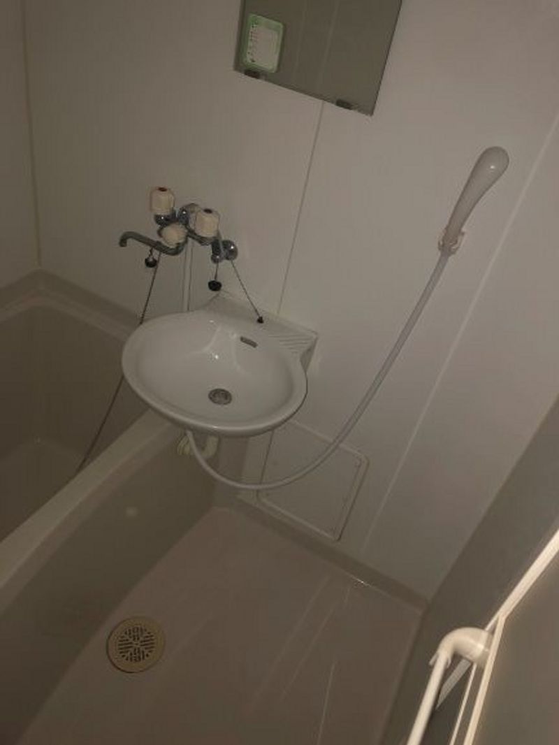 leopalace Katsuragi Washroom