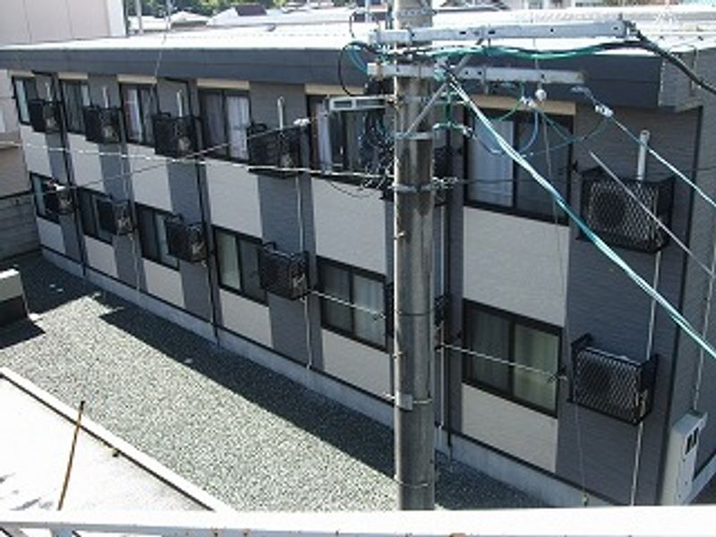 レオパレスアディルフィ 庭