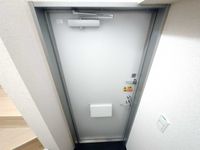 レオネクストシャトレーⅡ 玄関