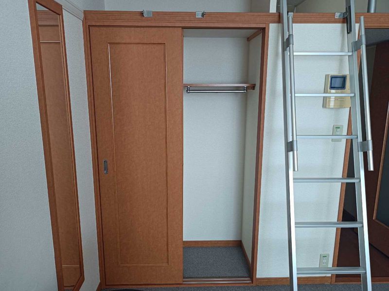 レオパレスジュネス紫原 収納
