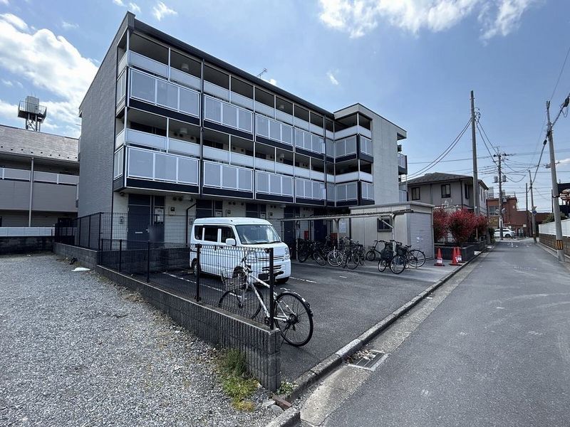 レオパレスバーディーパレス 外観