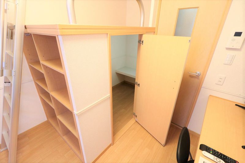 レオパレス参丁目 収納