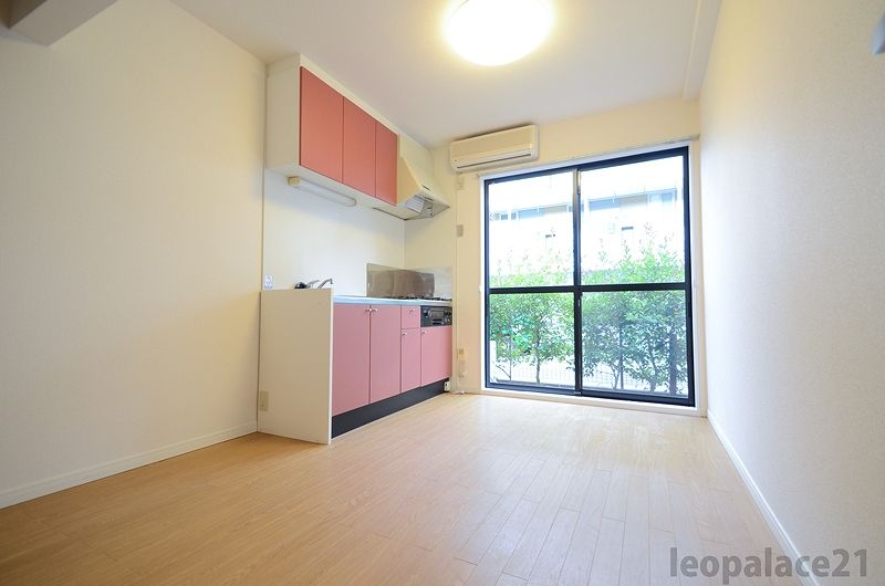 leopalace Quiet Hayama Living room