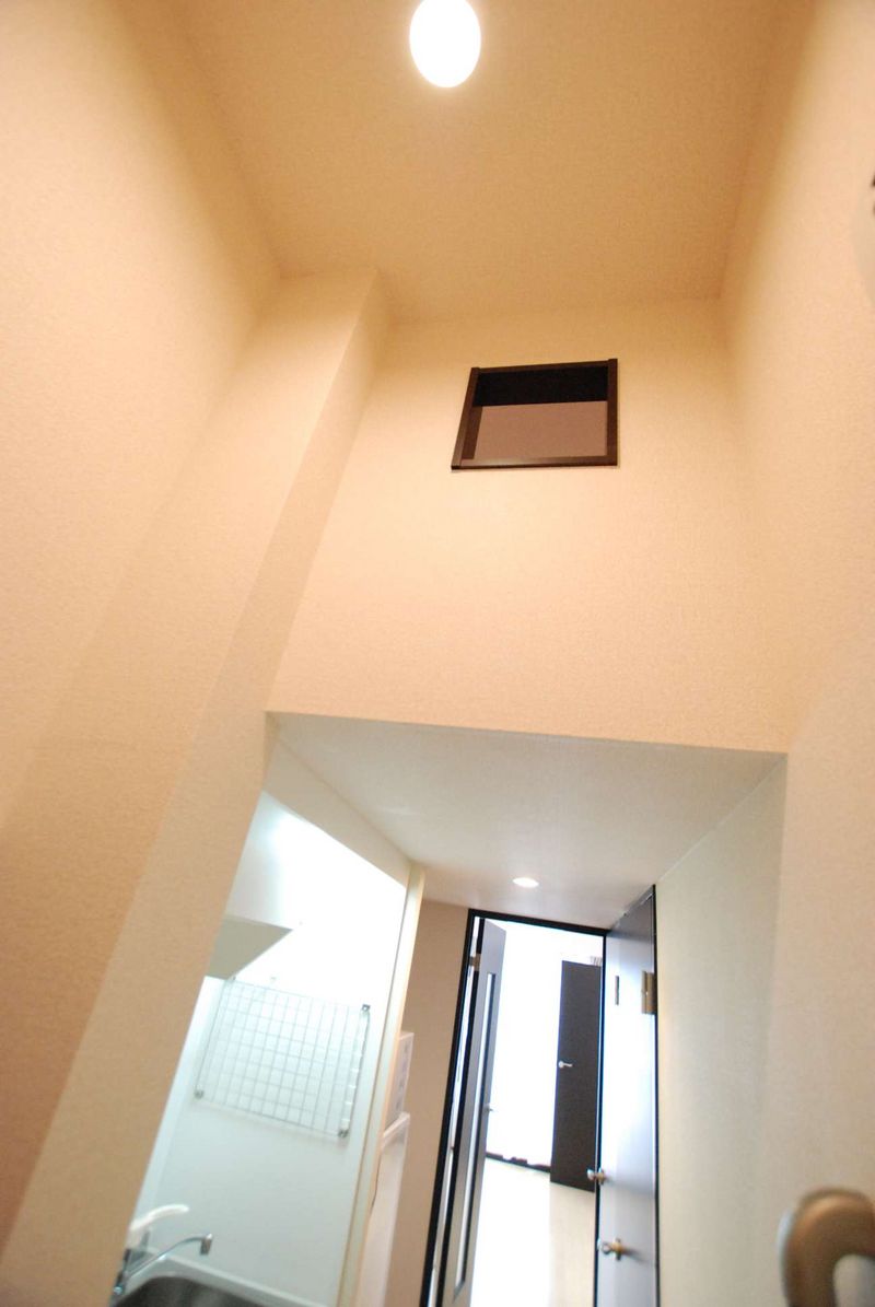 レオネクストコラッジョ 玄関