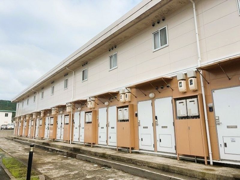 レオパレス国府 外観