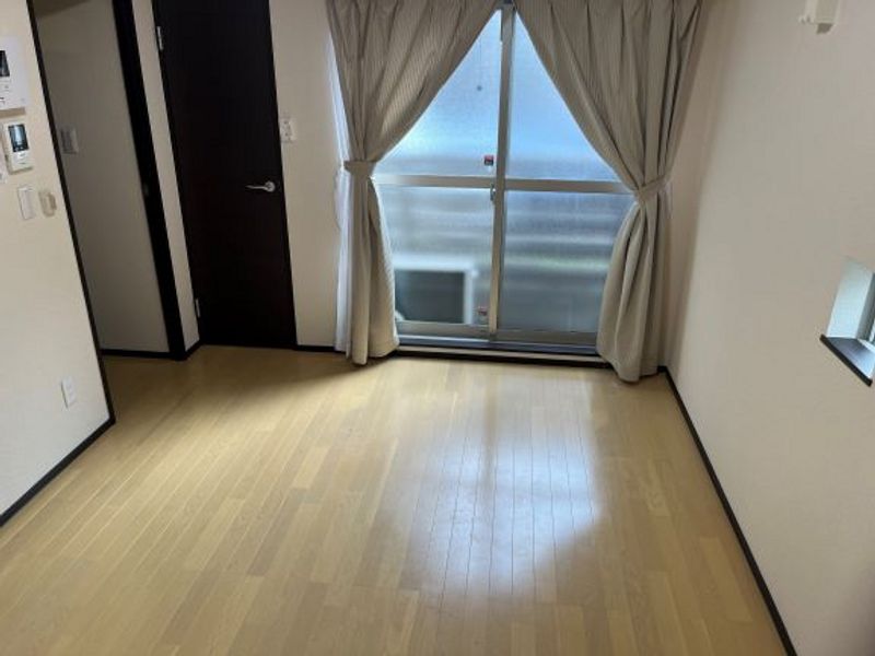 CLEINO Heights Flora 거실