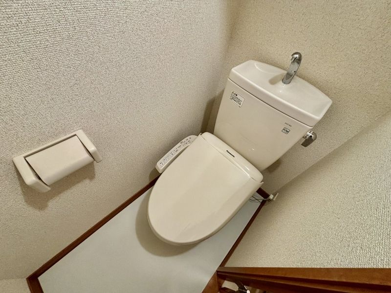 レオパレスエーデルハイムテヅカ トイレ