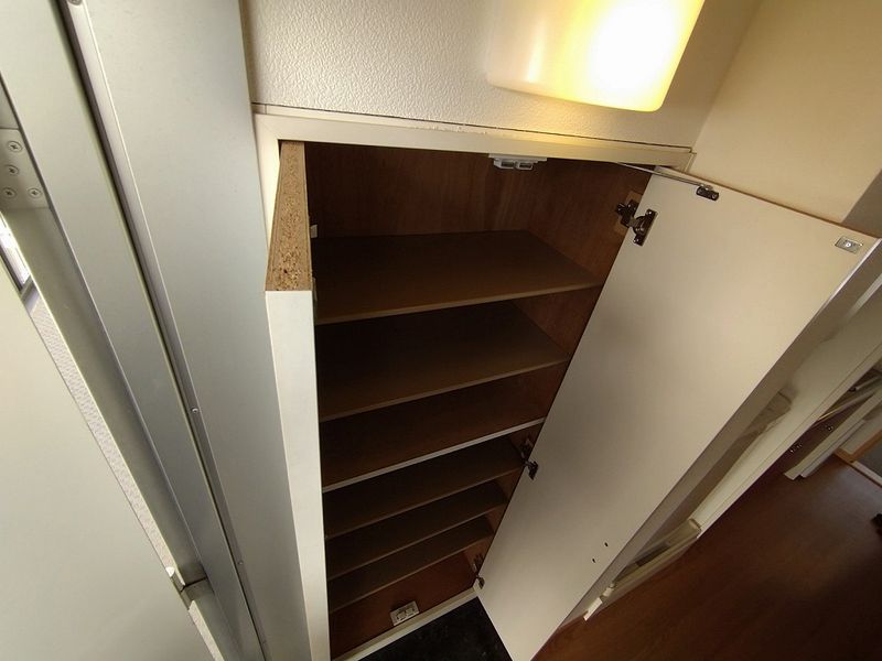 レオパレスイエルバ 収納