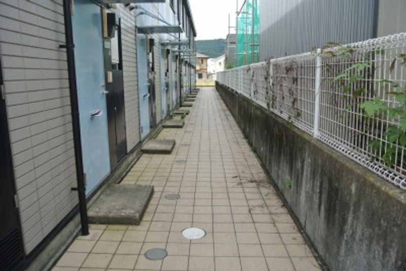 レオパレスＧクレフ淀師 エントランス