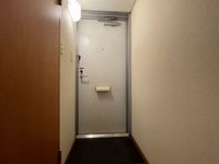 レオパレスフォーチュン 玄関