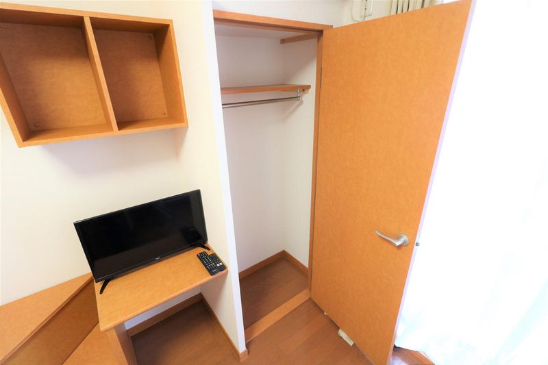 レオパレスヤングフォレストＡ 収納