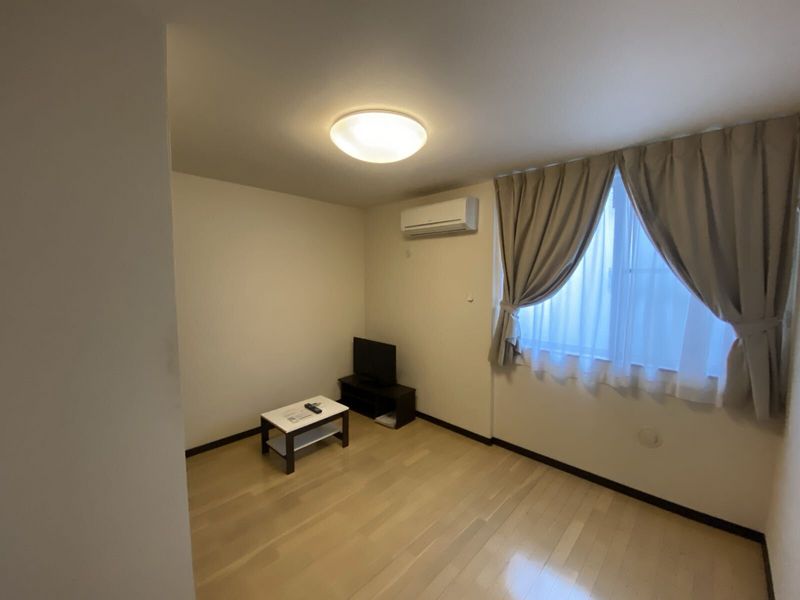 レオネクスト萩原 居間