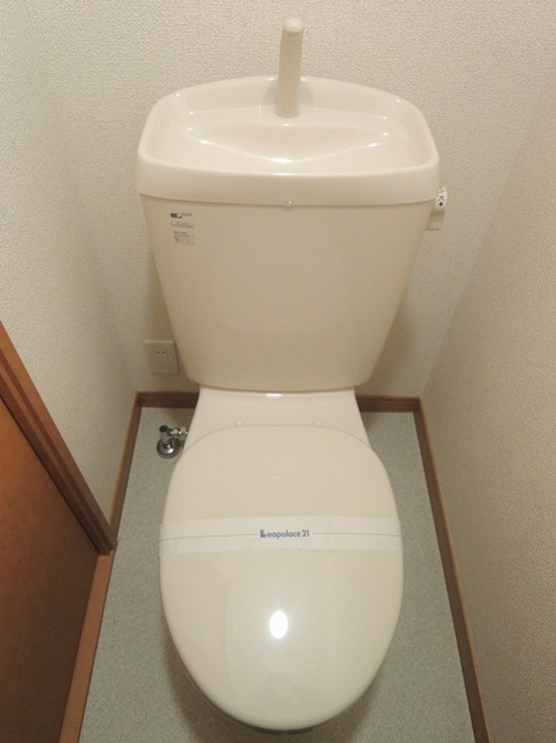 レオパレスリベェール トイレ