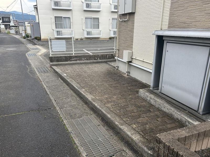 レオネクストサンシャイン宮代 エントランス