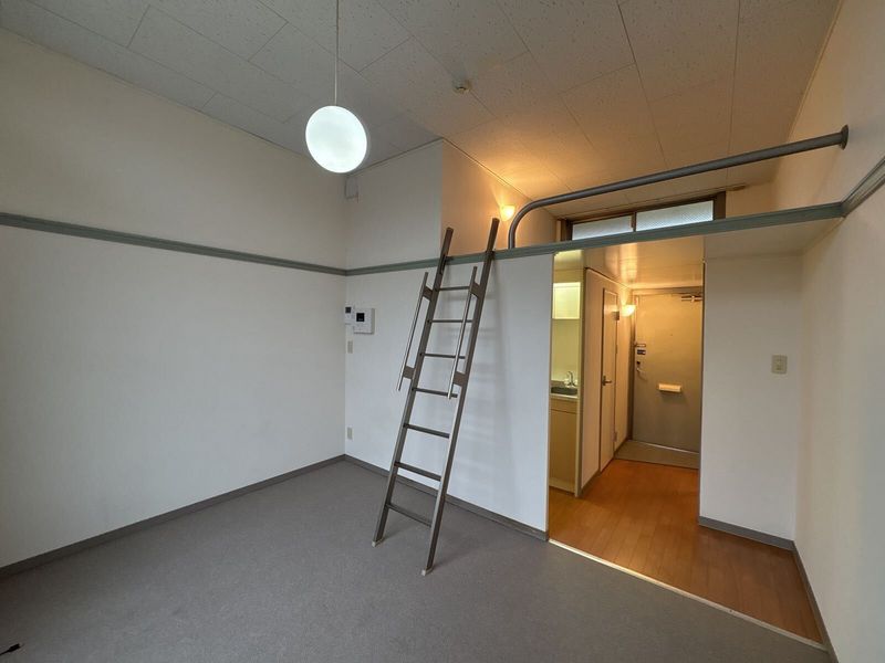 レオパレスＰａｔｉｏ 居間