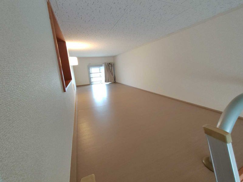 leopalace Melveille Khác