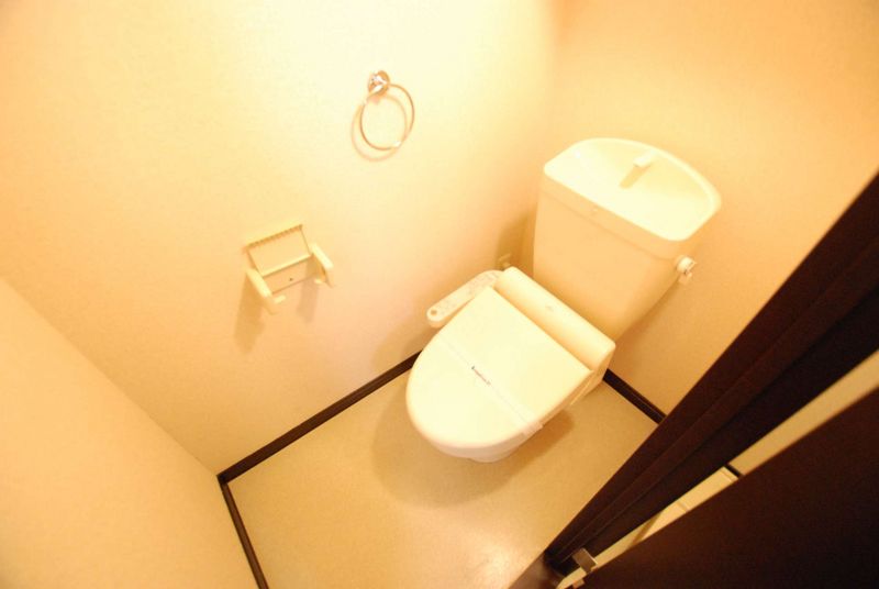 LEONEXT Tokorozawa Toilet