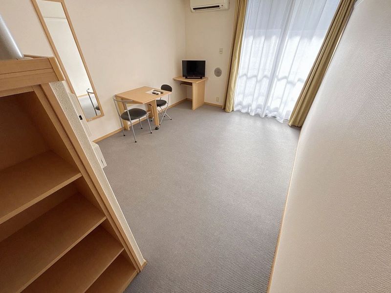 レオパレスパークサイド足立入谷 居間