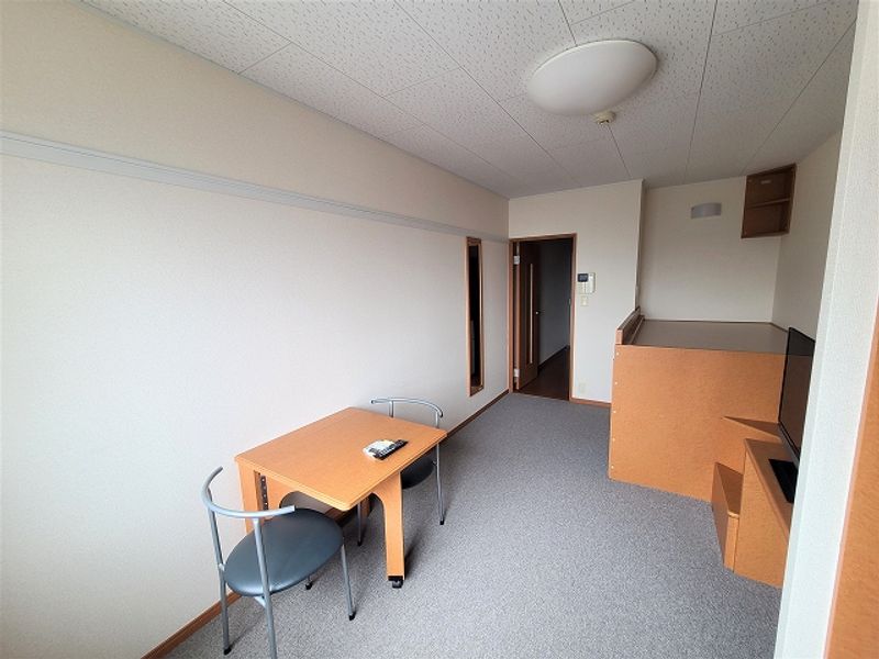 レオパレスなのはな 居間