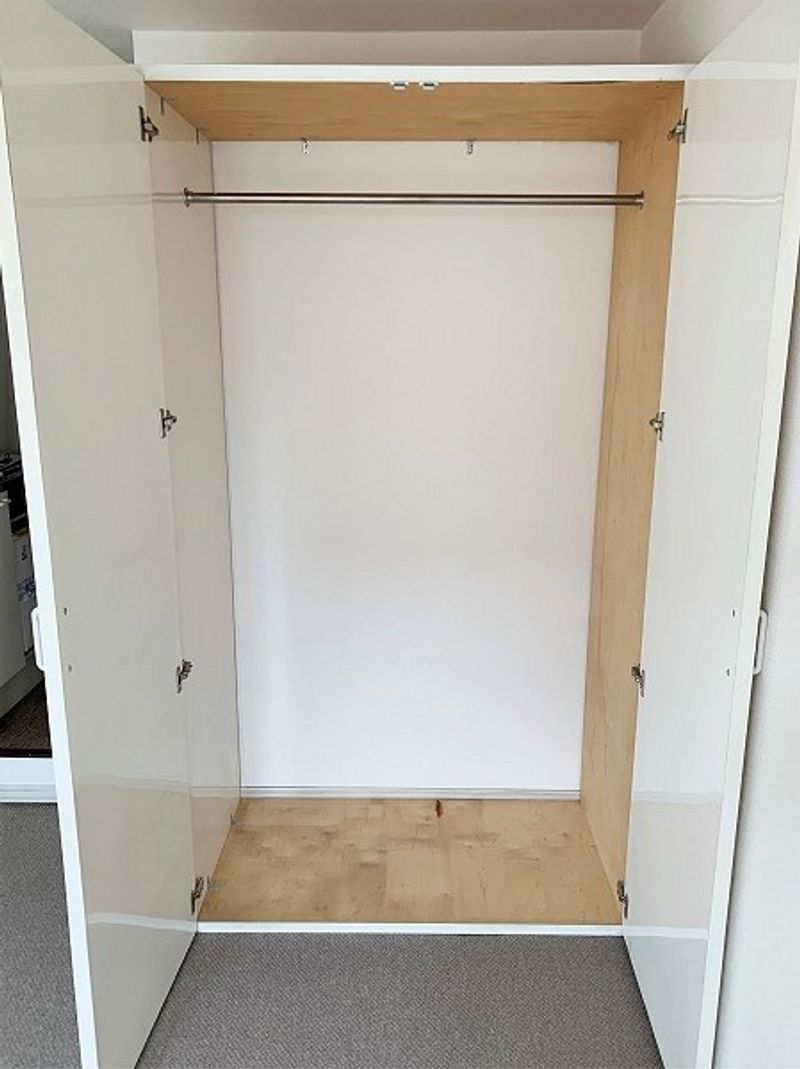 レオパレスカウベルⅠ 収納