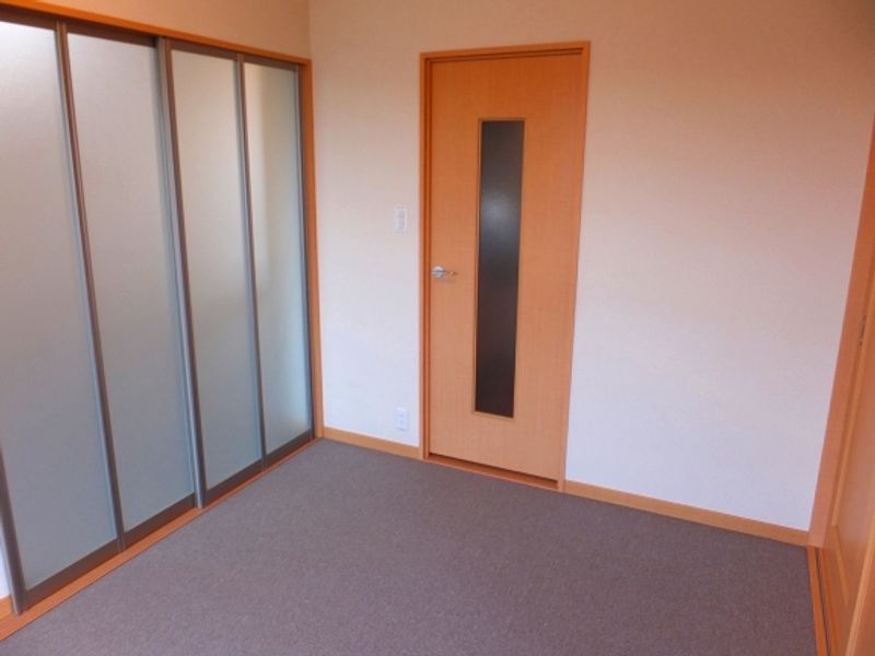 レオパレス城ノ内Ⅱ 寝室