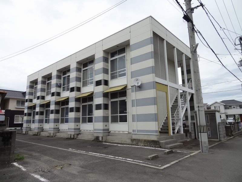 レオパレスプログレスｉｎ 外観