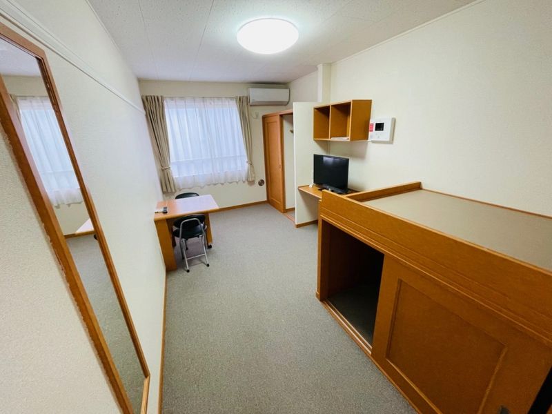 レオパレス霞南 収納