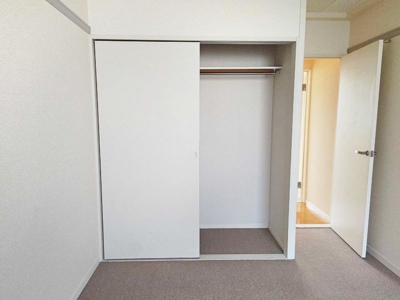 レオパレスフローラⅠ 収納