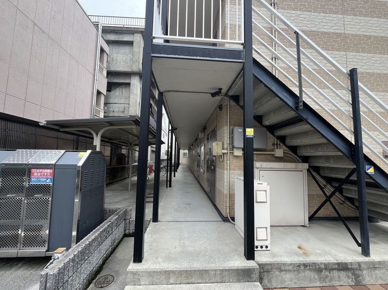 レオパレスラ　プランタン　Ⅱ エントランス