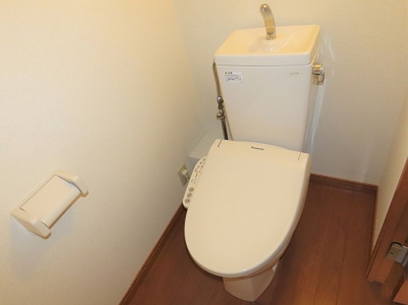 レオパレスカサブランカ トイレ